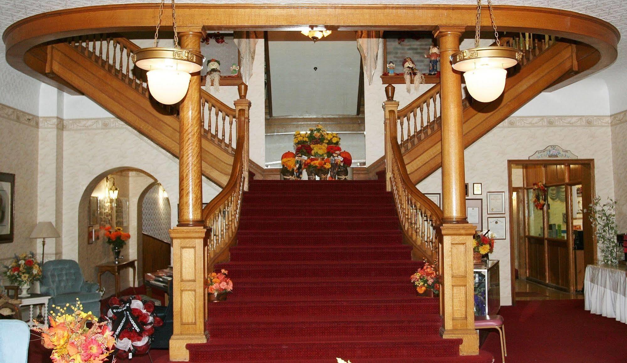 Hotel Gunter Frostburg ภายนอก รูปภาพ